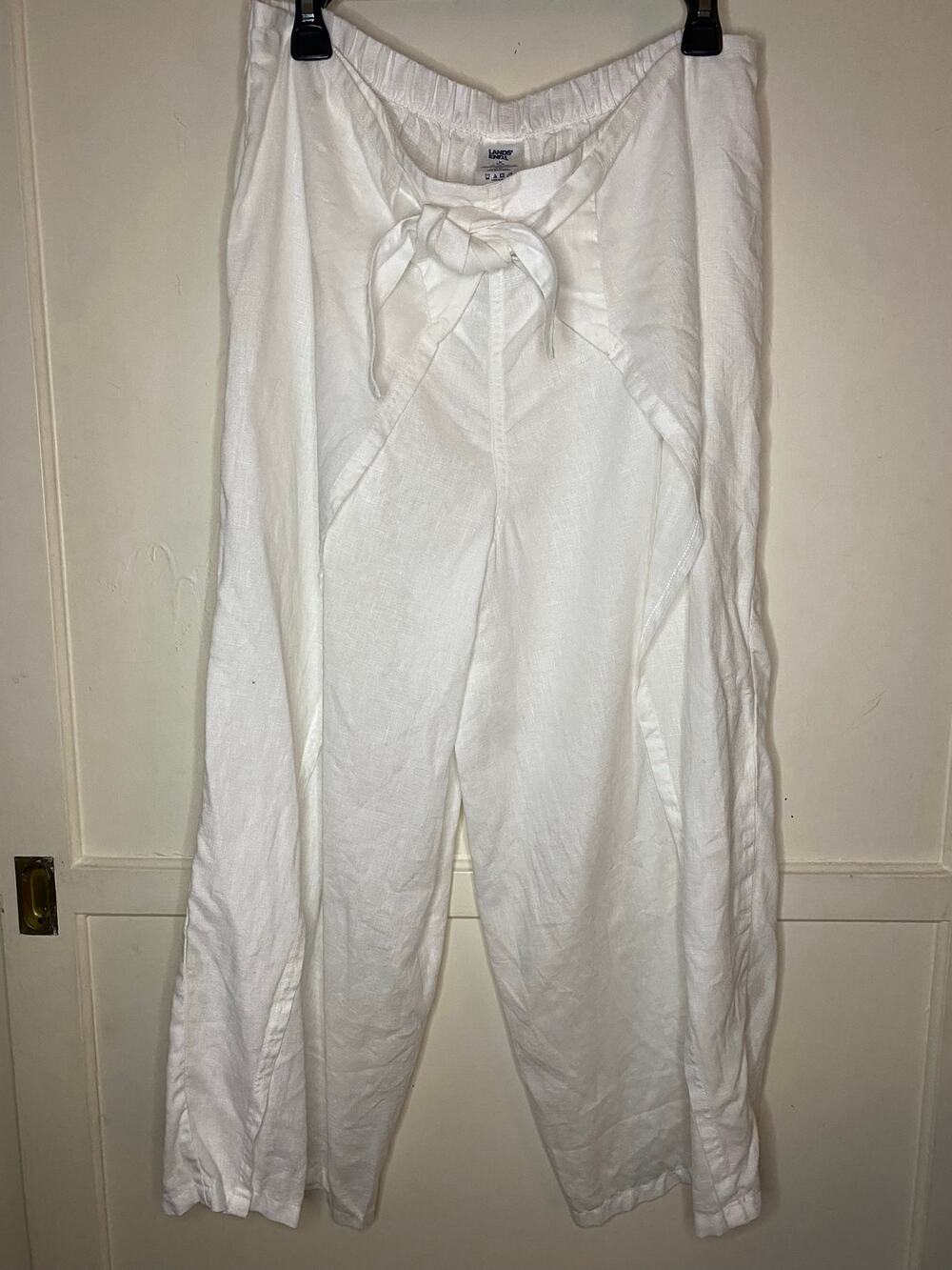 Lands End 100% linen pants for casual summer beach days or a dressed up dinner